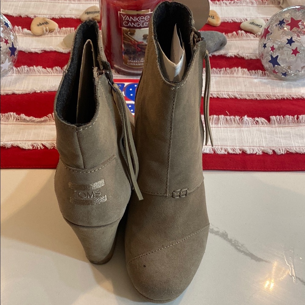 Toms Tan Ankle Booties Sleek Suede Design